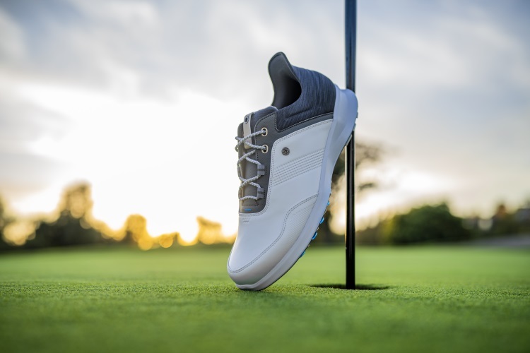 Custom golf top shoes canada